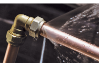 Five Steps to Follow When a Pipe Bursts in Your Home