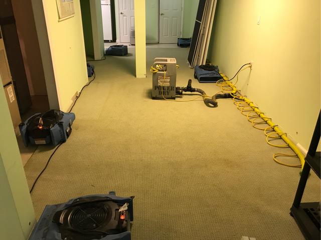 Hot Water Heater Leak in Old Bridge, NJ - Northeast Power Dry Hot Water Heater Leak in Old Bridge, NJ