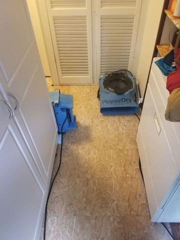 Hot Water Heater Leak in Colonia, NJ - Northeast Power Dry Hot Water Heater Leak in Colonia, NJ