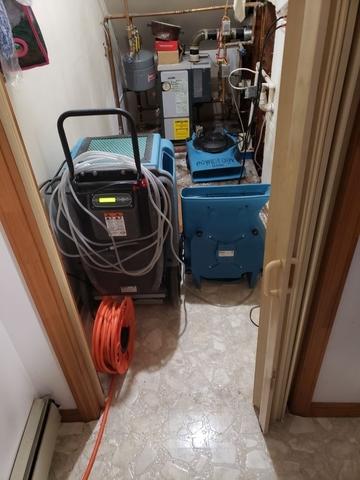 Hot Water Heater Leak in Linden, NJ - Northeast Power Dry Hot Water Heater Leak in Linden, NJ