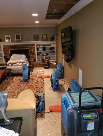 Ceiling Pipe Burst in Gillette, NJ. - Northeast Power Dry Ceiling Pipe Burst in Gillette, NJ.