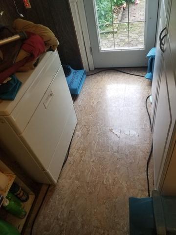 Hot Water Heater Leak in Colonia, NJ - Northeast Power Dry Hot Water Heater Leak in Colonia, NJ